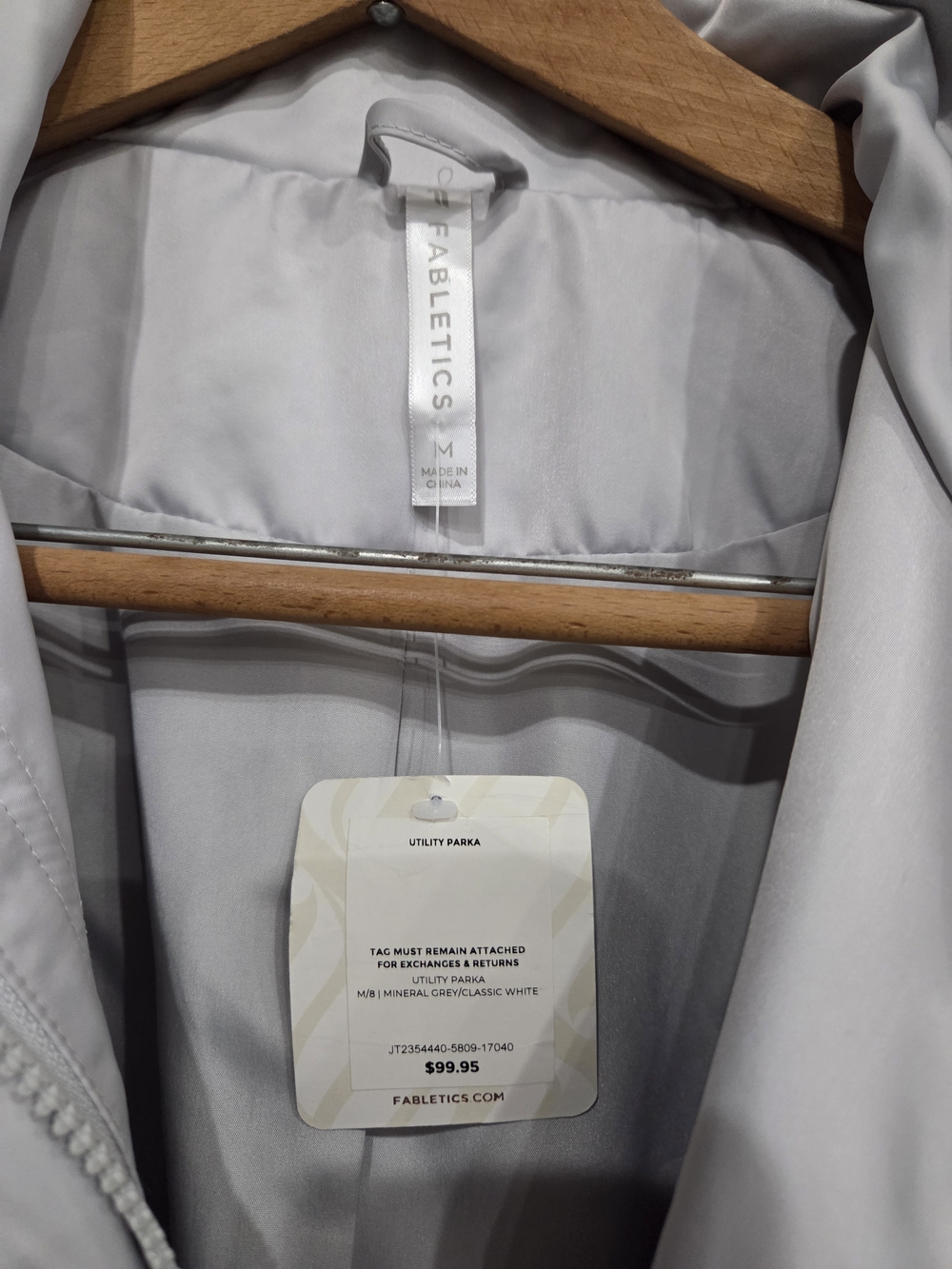 Fabletics Light Gray Utility Jacket with Drawcord Waist Size Medium NWT - Picture 5 of 5